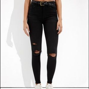 American Eagle black super super stretch mid rise ripped jeggings 4